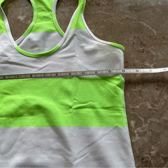 Lululemon racerback white and lime green stripes - Picture 6 of 7